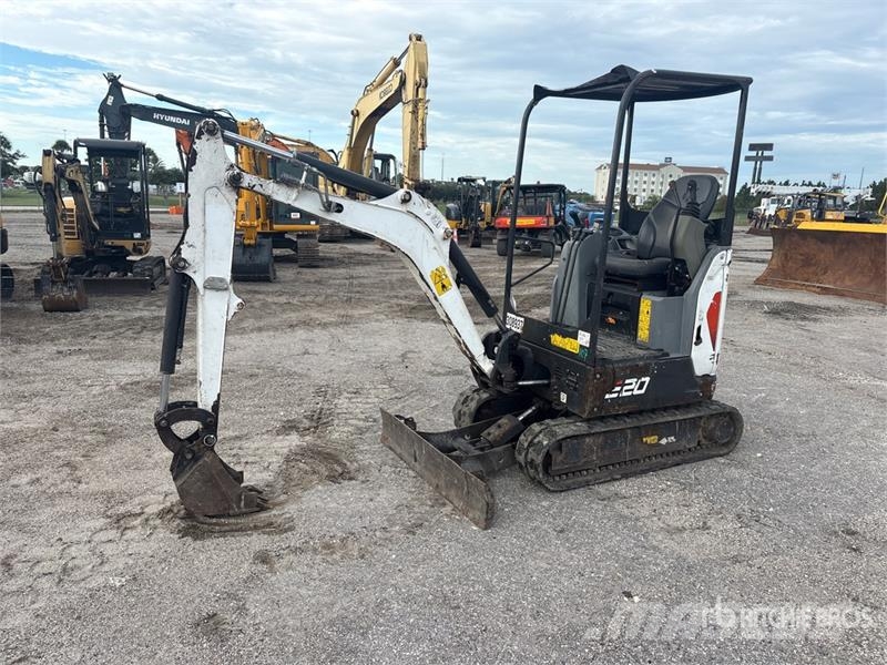Bobcat E20 حفارات صغيرة أقل من 7 طن (حفارات صغيرة)