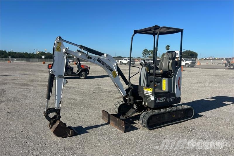 Bobcat E20 Minigrävare < 7t