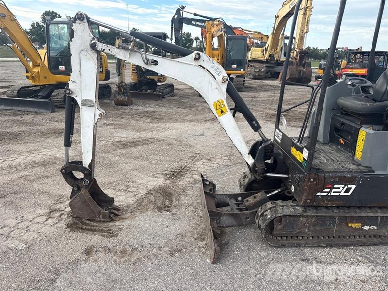Bobcat E20 حفارات صغيرة أقل من 7 طن (حفارات صغيرة)