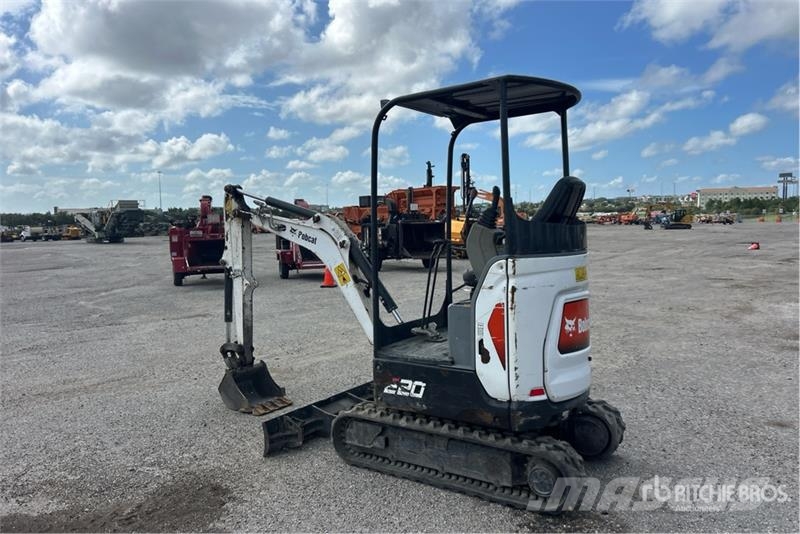 Bobcat E20 Miniekskavaatorid < 7 t