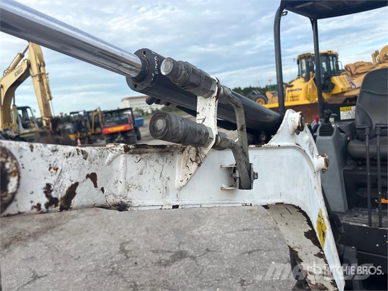 Bobcat E20 حفارات صغيرة أقل من 7 طن (حفارات صغيرة)