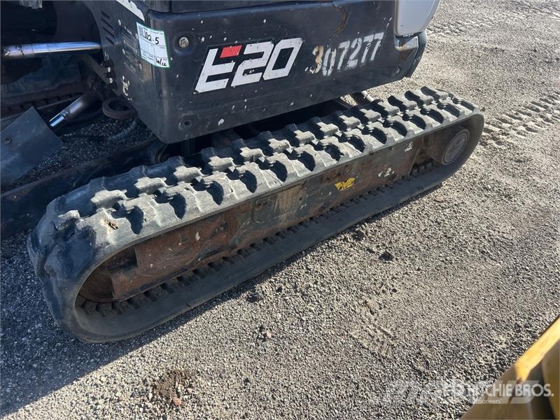 Bobcat E20 Minigrävare < 7t