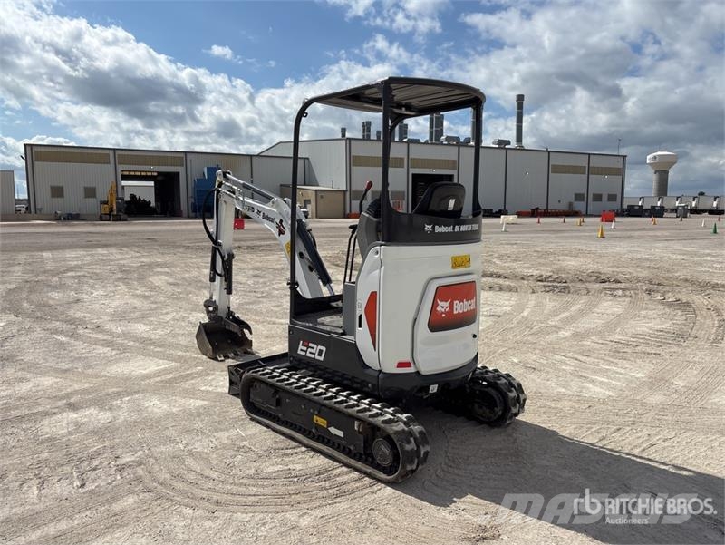 Bobcat E20 حفارات صغيرة أقل من 7 طن (حفارات صغيرة)