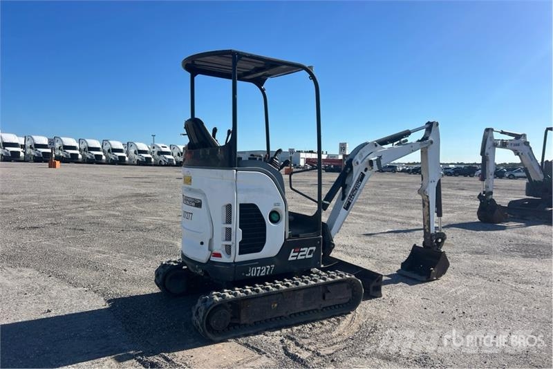 Bobcat E20 Minigrävare < 7t