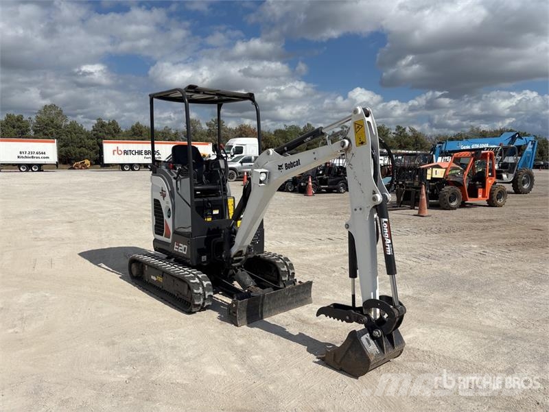Bobcat E20 حفارات صغيرة أقل من 7 طن (حفارات صغيرة)