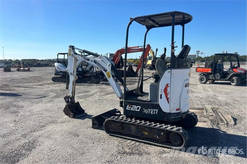 Bobcat E20 Minigrävare < 7t