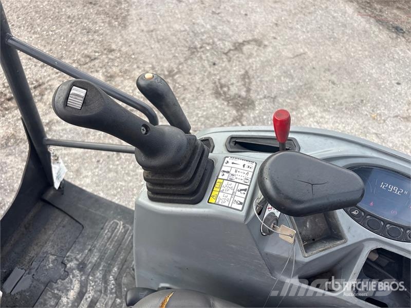 Bobcat E20 حفارات صغيرة أقل من 7 طن (حفارات صغيرة)