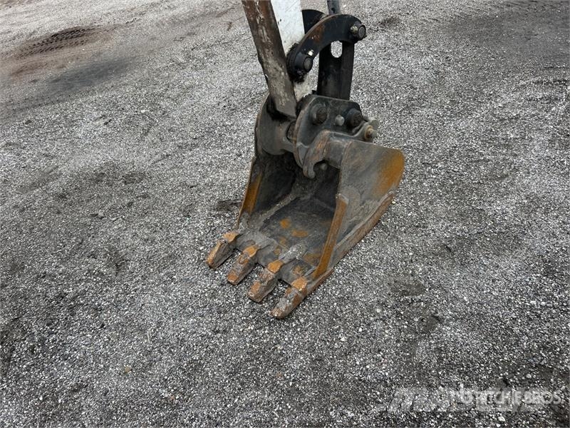 Bobcat E26 Minibagger < 7t