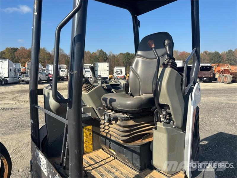 Bobcat E26 Minibagger < 7t