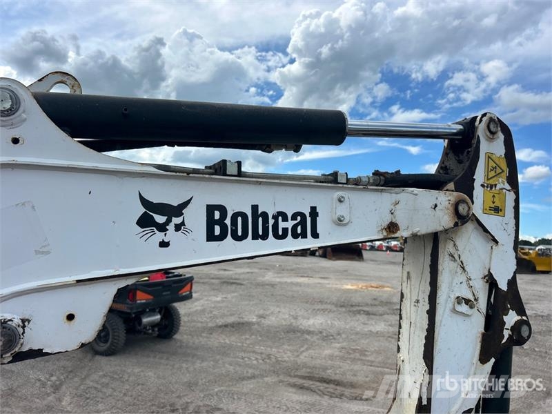 Bobcat E26 Mini excavators < 7t