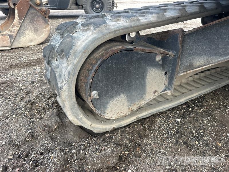 Bobcat E26 Mini ekskavatori < 7 t