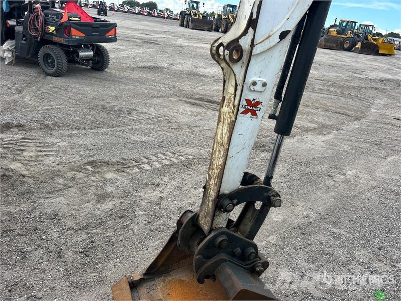 Bobcat E26 Mini excavators < 7t