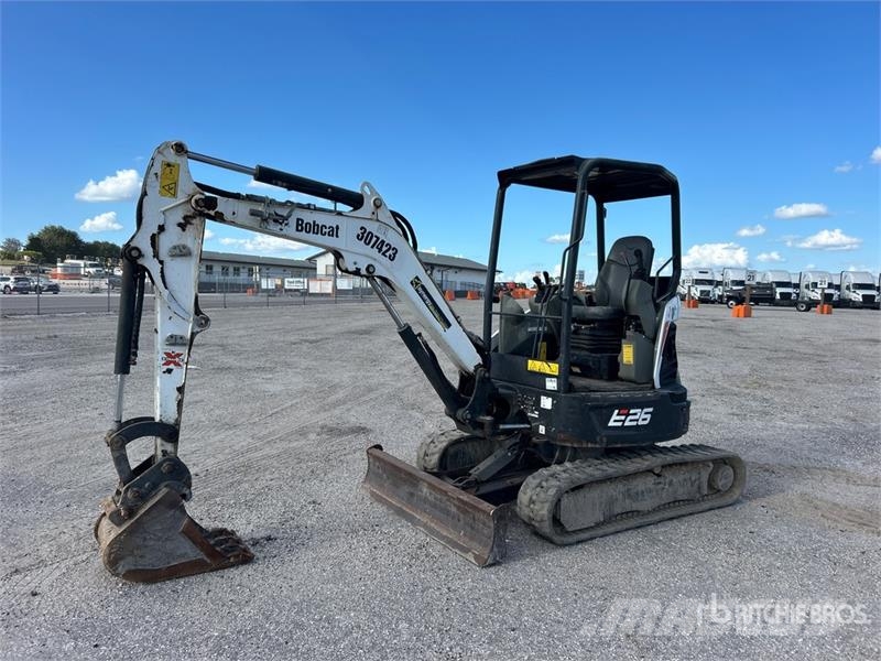Bobcat E26 Mini bagri <7t