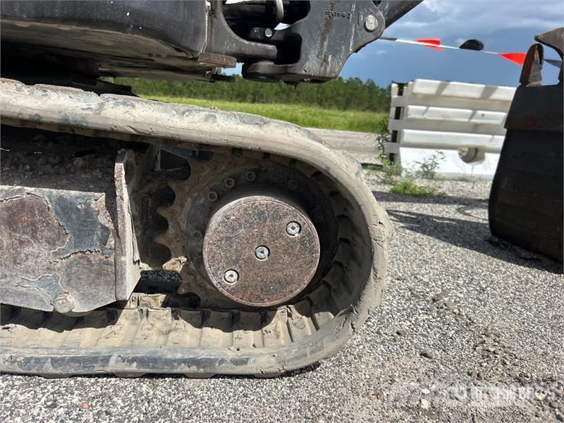 Bobcat E26 Mini ekskavatori < 7 t