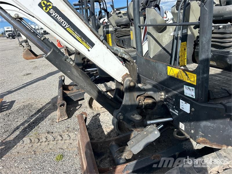 Bobcat E26 Mini bagri <7t