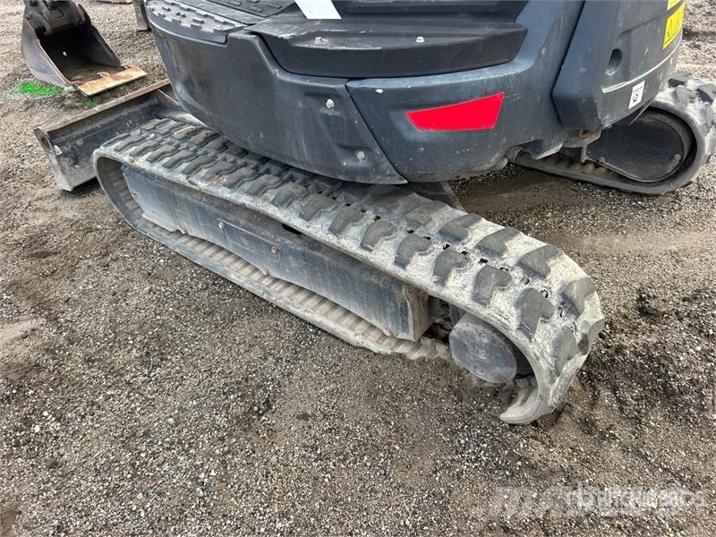 Bobcat E26 Mini ekskavatori < 7 t