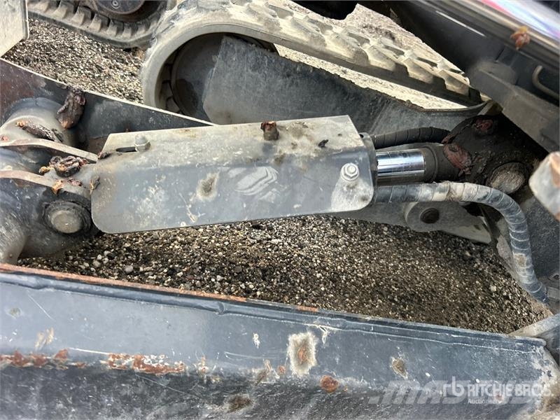 Bobcat E26 Mini ekskavatori < 7 t