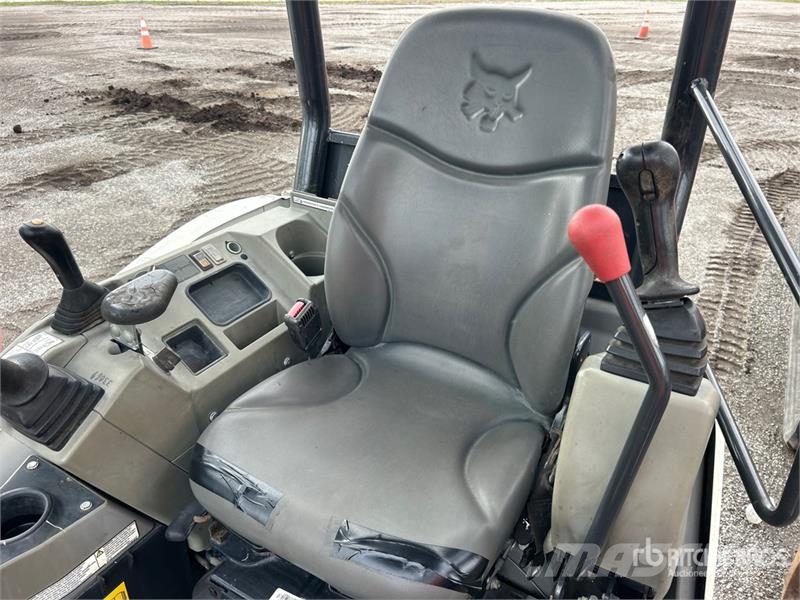 Bobcat E26 Minibagger < 7t