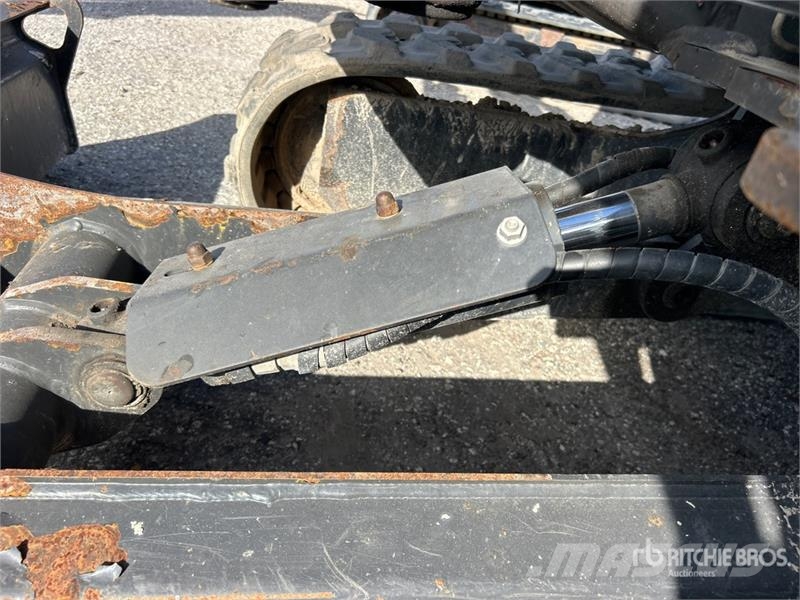 Bobcat E26 Mini bagri <7t