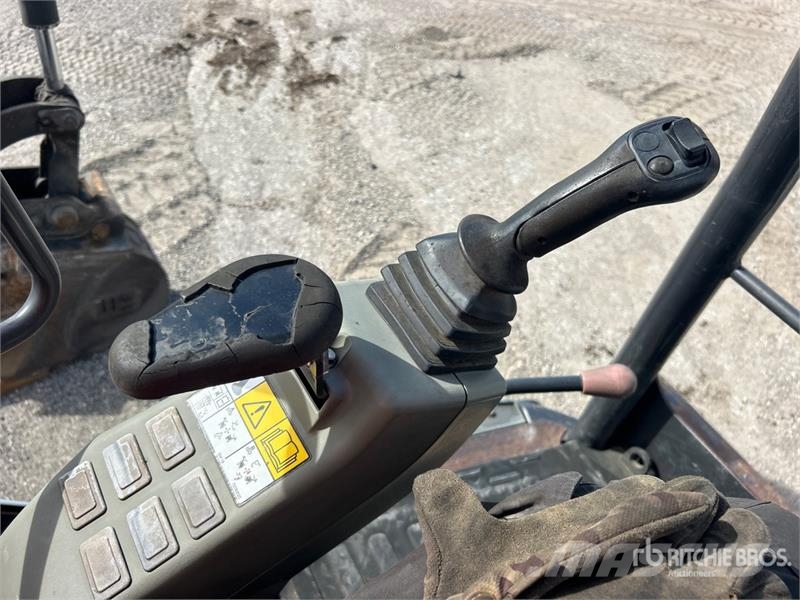 Bobcat E26 Mini excavators < 7t