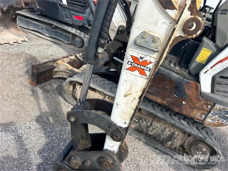 Bobcat E26 Mini excavators < 7t