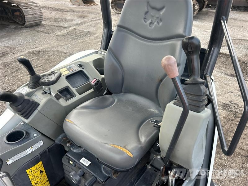 Bobcat E26 Mini ekskavatori < 7 t