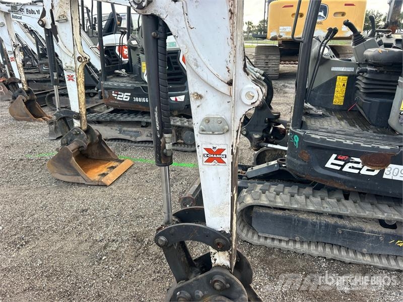 Bobcat E26 Mini ekskavatori < 7 t