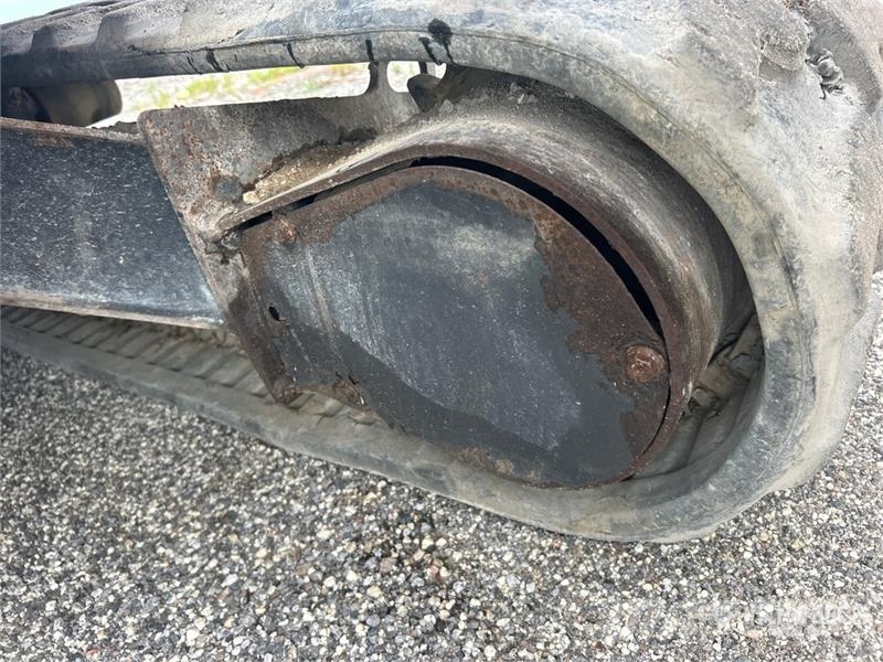 Bobcat E26 Mini ekskavatori < 7 t