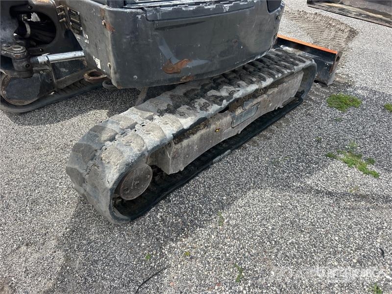 Bobcat E26 Mini ekskavatori < 7 t