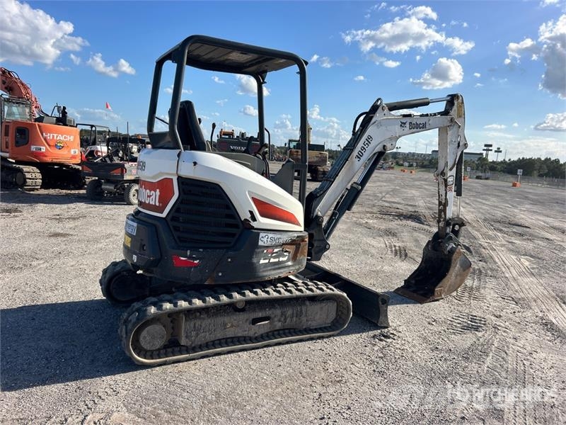 Bobcat E26 Mini bagri <7t