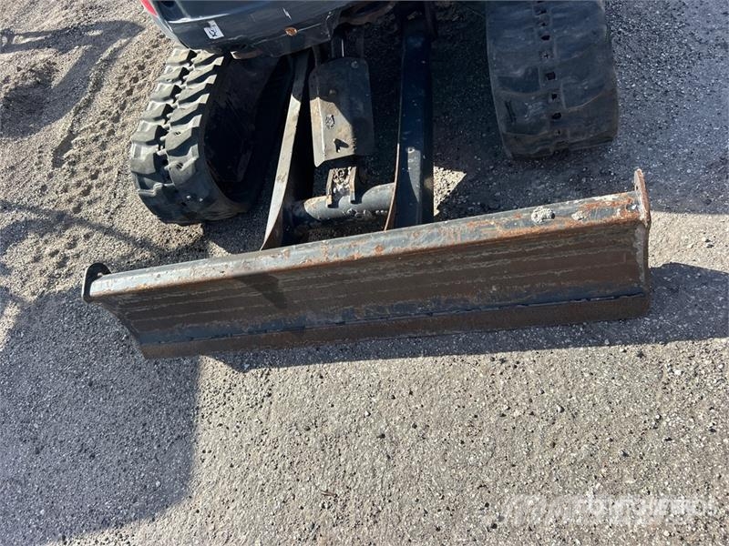 Bobcat E26 ミニ油圧ショベル 7t以下(ミニユンボ・ミニディガー)