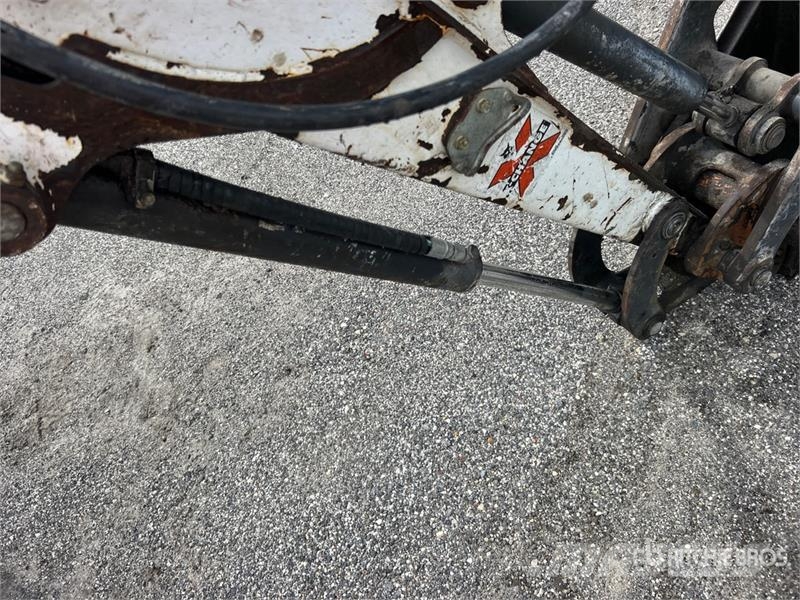 Bobcat E26 Mini ekskavatori < 7 t