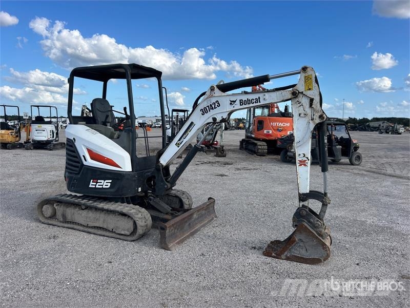 Bobcat E26 Mini bagri <7t