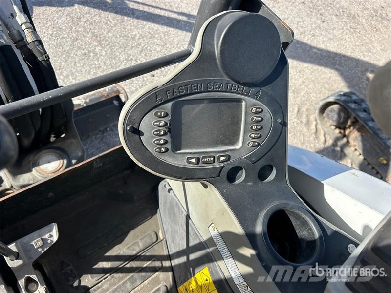 Bobcat E26 Mini bagri <7t
