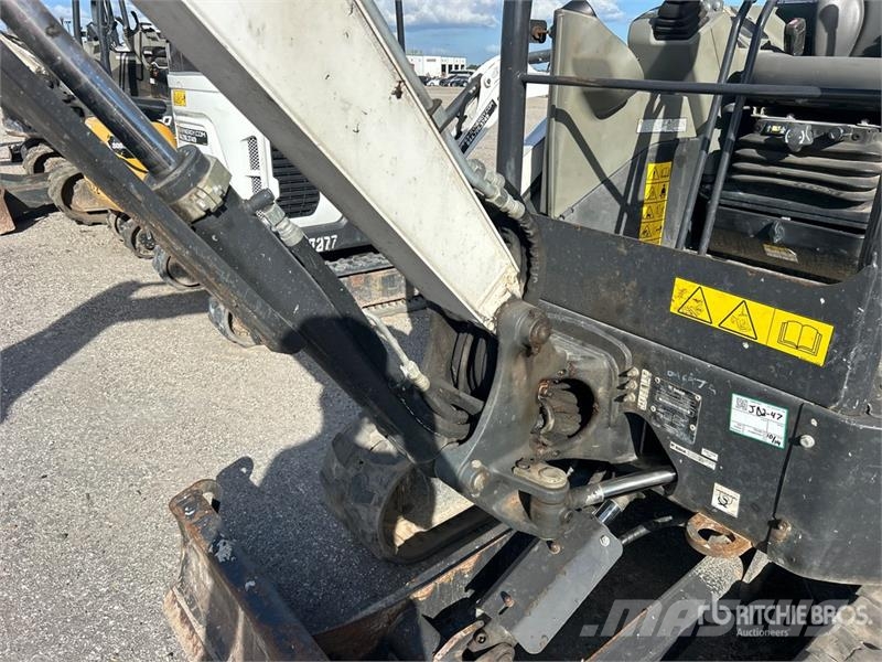 Bobcat E26 Mini bagri <7t