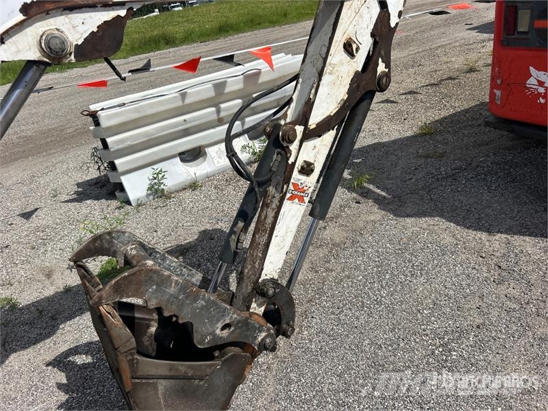 Bobcat E26 Mini ekskavatori < 7 t