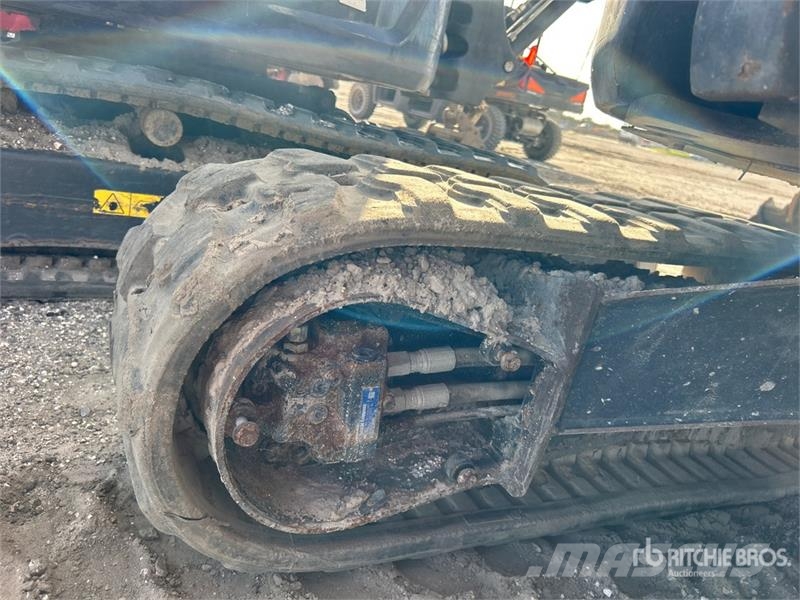 Bobcat E26 Mini bagri <7t