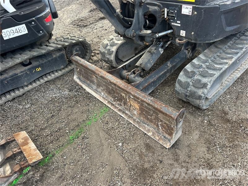 Bobcat E26 Mini ekskavatori < 7 t