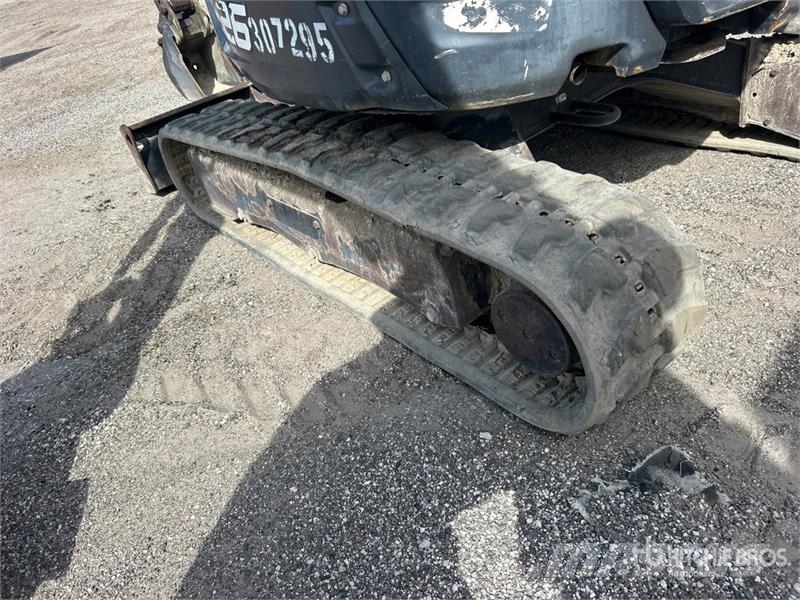 Bobcat E26 Mini excavators < 7t