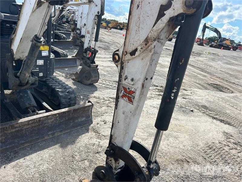 Bobcat E26 Mini excavators < 7t