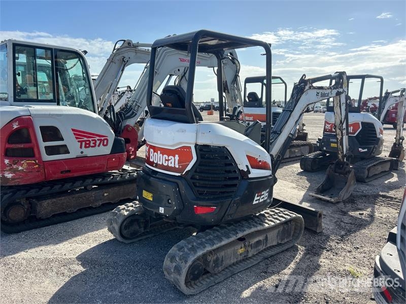 Bobcat E26 Mini excavators < 7t