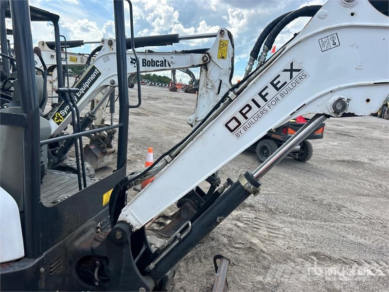 Bobcat E26 Mini excavators < 7t