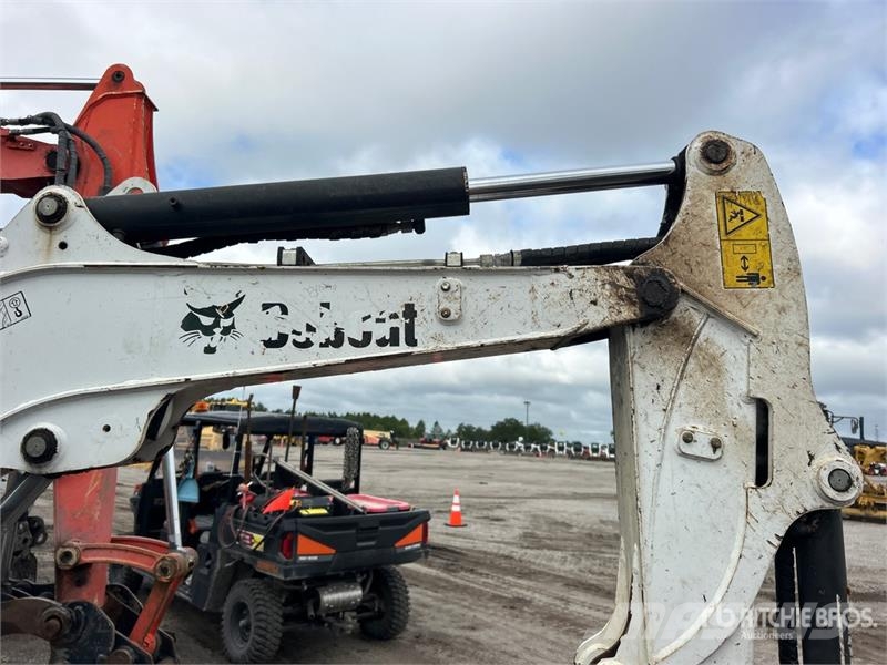 Bobcat E26 Minibagger < 7t