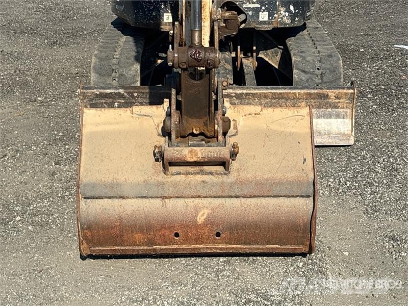 Bobcat E26 Minibagger < 7t