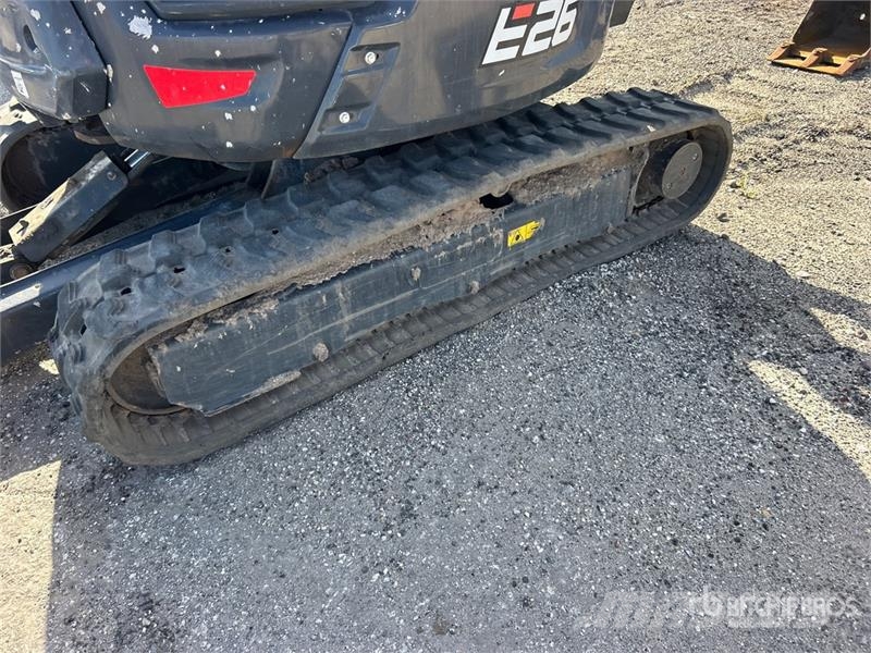 Bobcat E26 ミニ油圧ショベル 7t以下(ミニユンボ・ミニディガー)