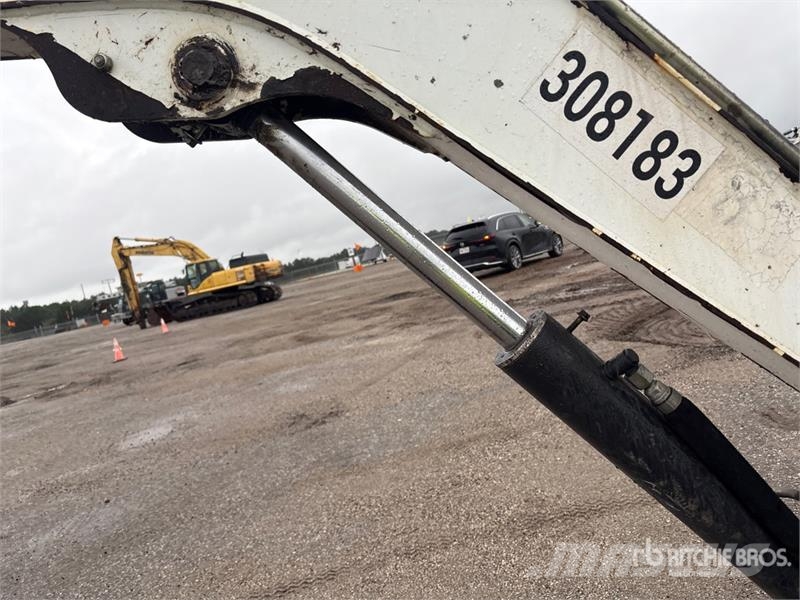 Bobcat E26 حفارات صغيرة أقل من 7 طن (حفارات صغيرة)