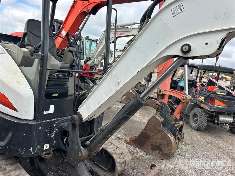 Bobcat E26 Minibagger < 7t