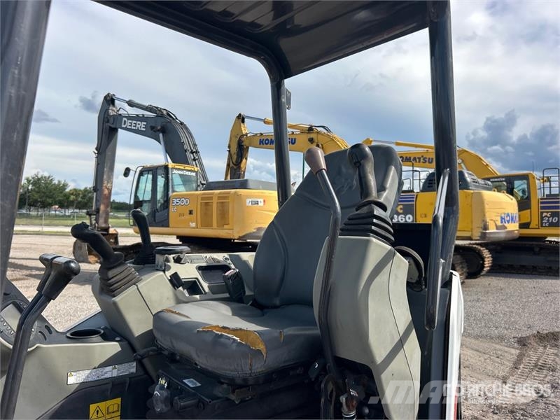Bobcat E26 Mini excavators < 7t
