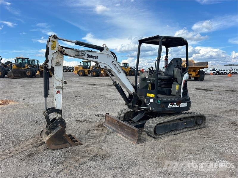Bobcat E26 Mini excavators < 7t