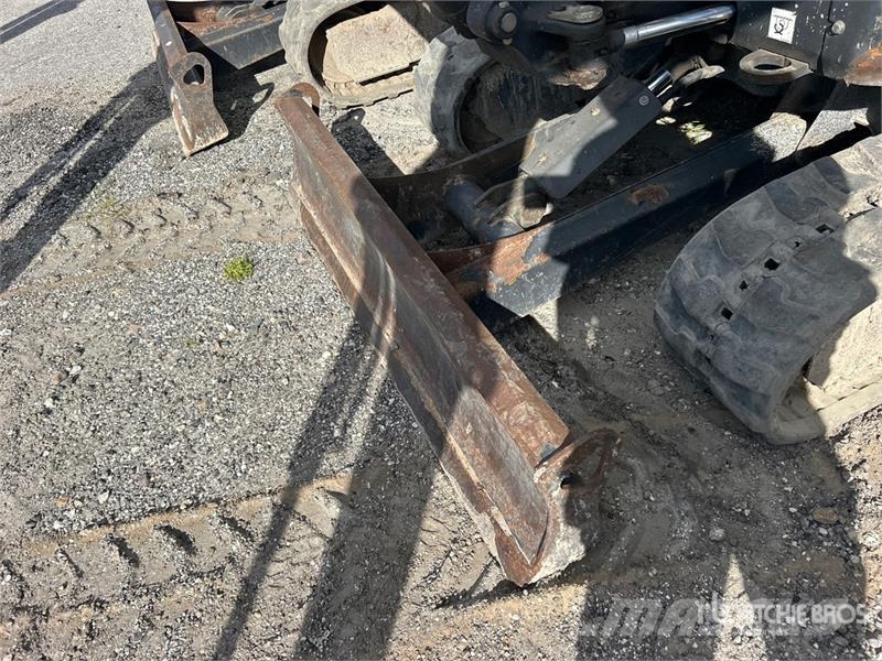 Bobcat E26 Mini bagri <7t